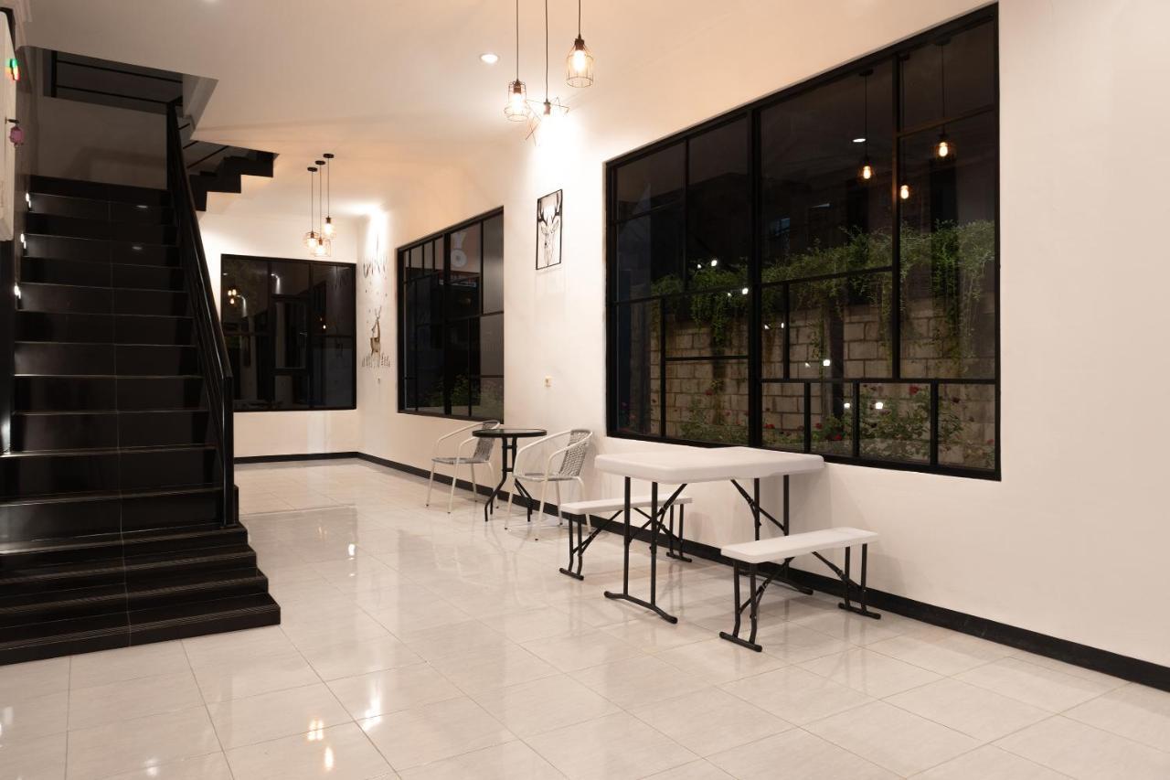 Cozy Stay Kupang Kupang  Exterior photo